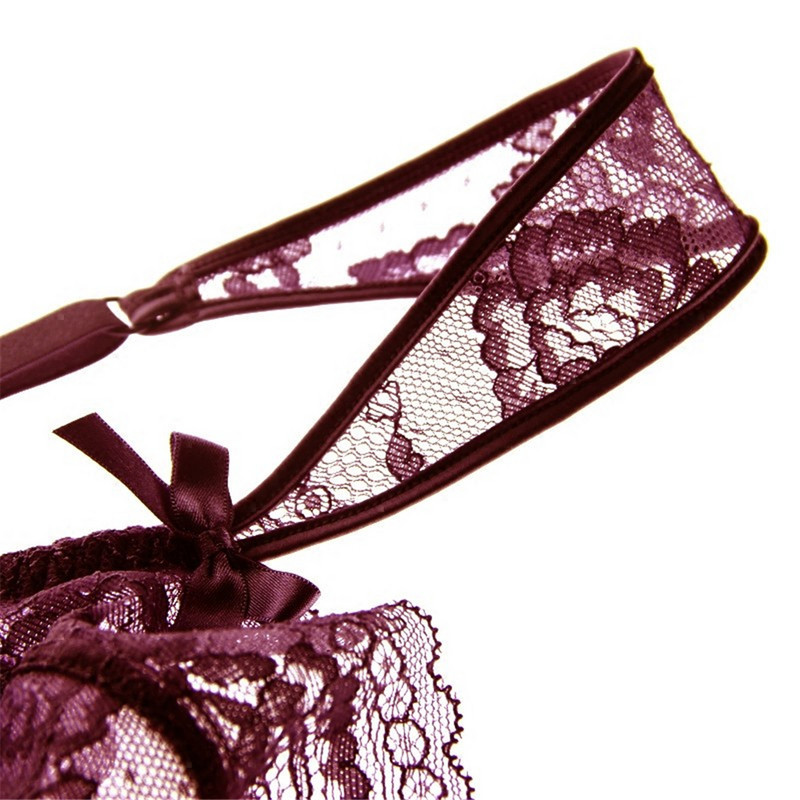 Set de lenjerie de corp transparentă ultra-subțire, sutien floral și chiloți