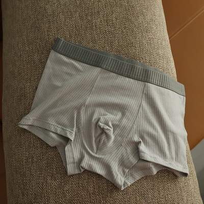 Rebrované jednoduché kontrastné farby nové mäkké pánske spodné prádlo z čistej bavlny, vysoko elastické priedušné módne pohodlné pánske boxerky