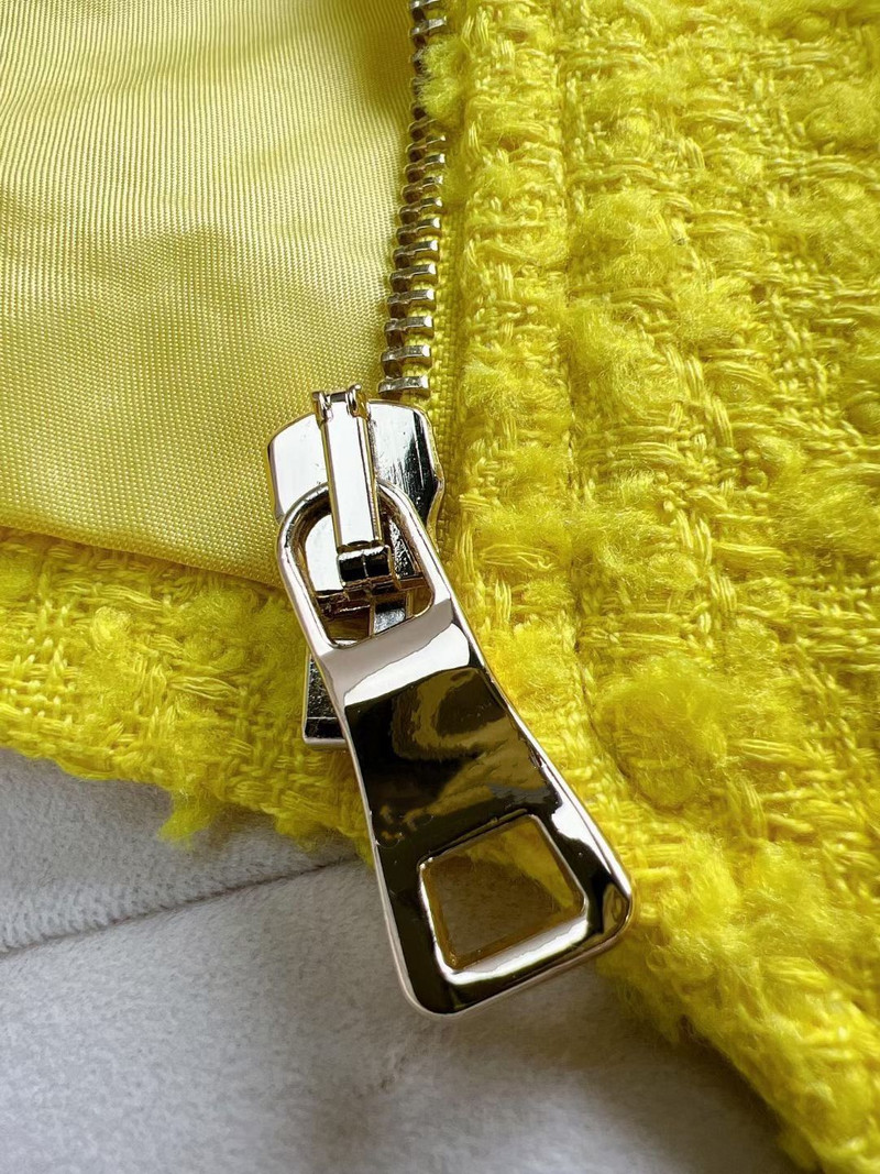 Vestă scurtă parfumată Vara 2023 Jachetă galbenă fără mâneci din Tweed metal cu două piept pentru femei