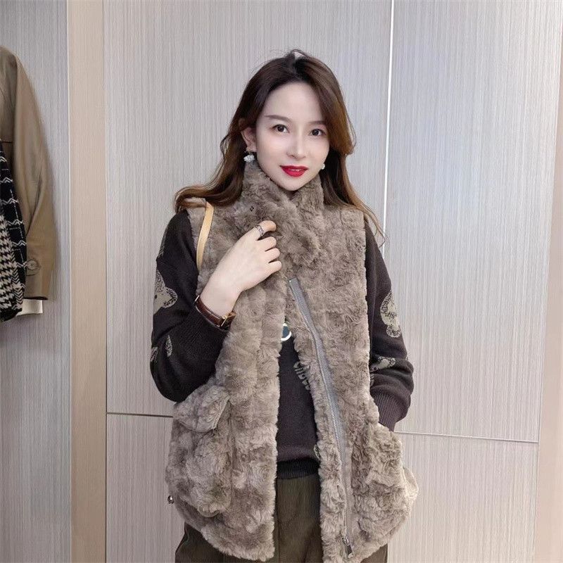 Prsluk od janjeće vune Ženska nova jesen-zima 2023. Kratki krzneni prsluk Gornja odjeća Kaput Ženski elegantni prsluk bez rukava Jakna Ženske majice