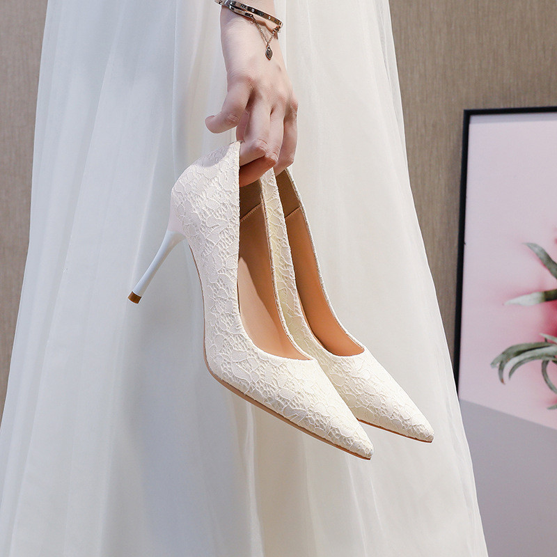 Pantofi de nuntă Dantela roșie Domnisoare de onoare Toc înalt Femeie sexy Toc înalt subțire ascuțit Rochie zilnică Pompe de petrecere Alb Mărime mare 34-43
