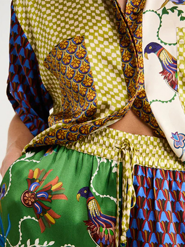 Dámske nohavice s krátkym rukávom a šnúrkou, voľným strihom a vysokým pásom, s potlačou a šnúrkou