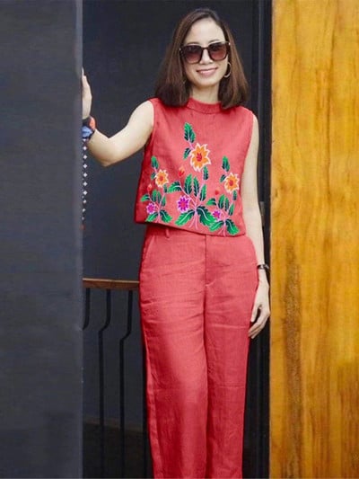 Elegantiškas laisvalaikio dviejų dalių rinkinys, skirtas moterims su raštu apvalia kaklą be rankovių, vientisas plačių kelnių kostiumas 2023 m. Prašmatnus biuro moteriškas apranga