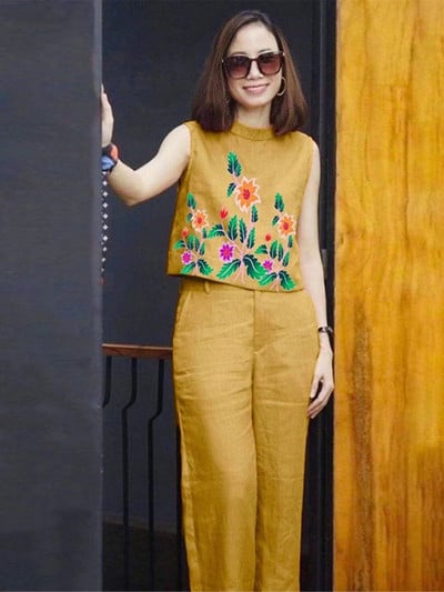 Elegantiškas laisvalaikio dviejų dalių rinkinys, skirtas moterims su raštu apvalia kaklą be rankovių, vientisas plačių kelnių kostiumas 2023 m. Prašmatnus biuro moteriškas apranga