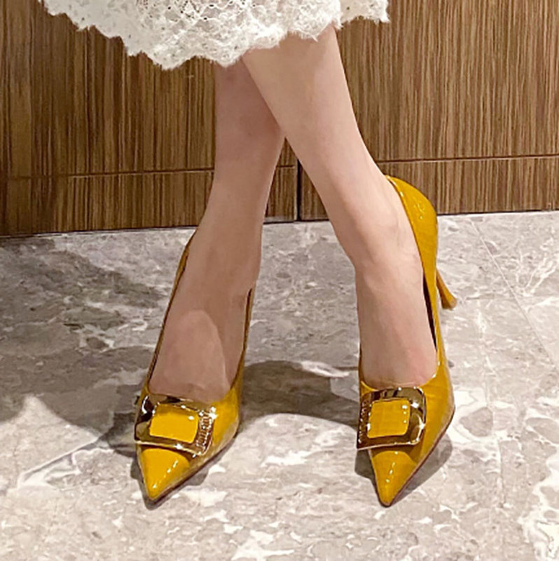 Proljeće jesen Ženske cipele za čamce na visoku petu Lakirane kožne zmijolike cipele Četvrtaste metalne natikače Ženske cipele Crno Žuta 1140N
