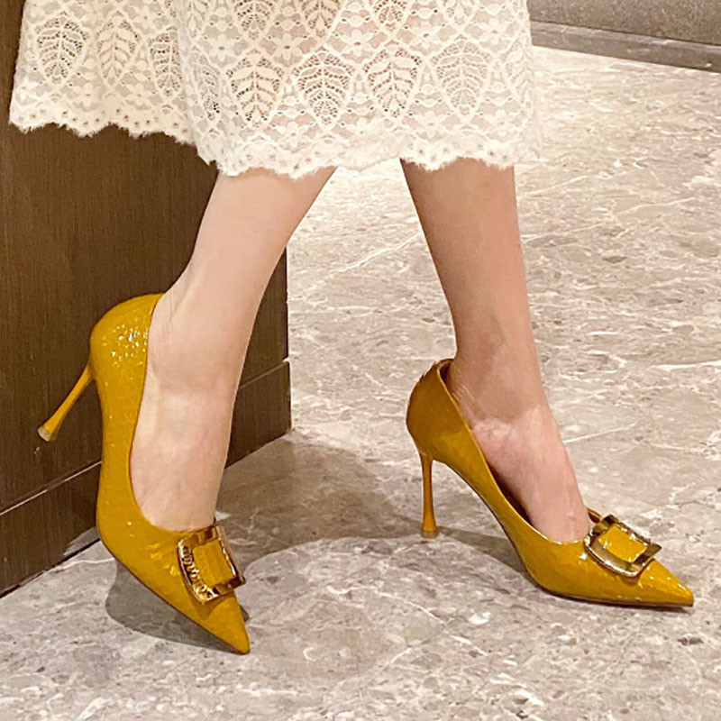 Proljeće jesen Ženske cipele za čamce na visoku petu Lakirane kožne zmijolike cipele Četvrtaste metalne natikače Ženske cipele Crno Žuta 1140N