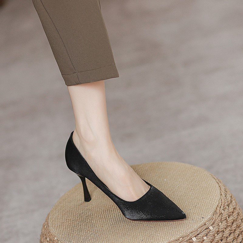 Nauji Moteriški Velvet Pumps Aukštakulniai Suknele Batai Smailia nosimi Valties Batai Ploni Kulnai Basic Pump Juoda Sekli Stiletai Ruduo 1007N