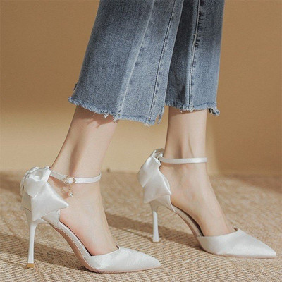 Moteriški vestuviniai batai balta nugara lankas kulkšnies dirželiai pompos aukštakulniai sandalai moteriški vestuviniai batai ploni kulniukai smailia nosimi Dizaineris 9924N