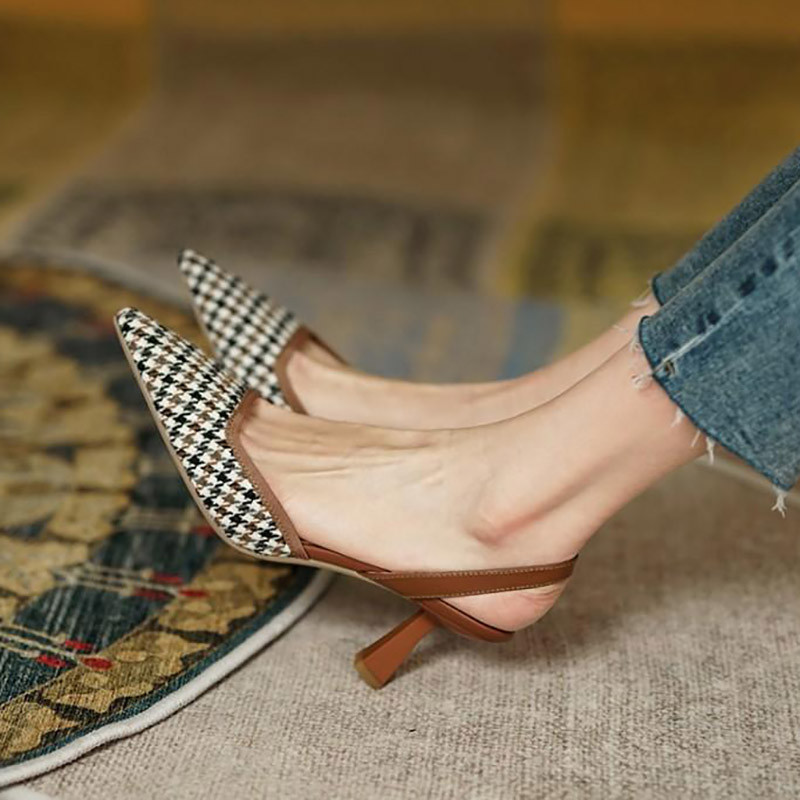 Moteriškos siurblys Slingbacks Smailianosiai Sandalai Plaidai Vidutiniai aukštakulniai Suknelės Batai OL Biuro moteriški Batai Moteriški dizaineriai 9771N