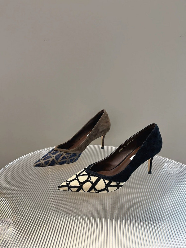 Sexy vysoké podpätky dámske sandále 2023 Letné nové dizajnérske špicaté párty topánky elegantné dámske topánky na podpätku