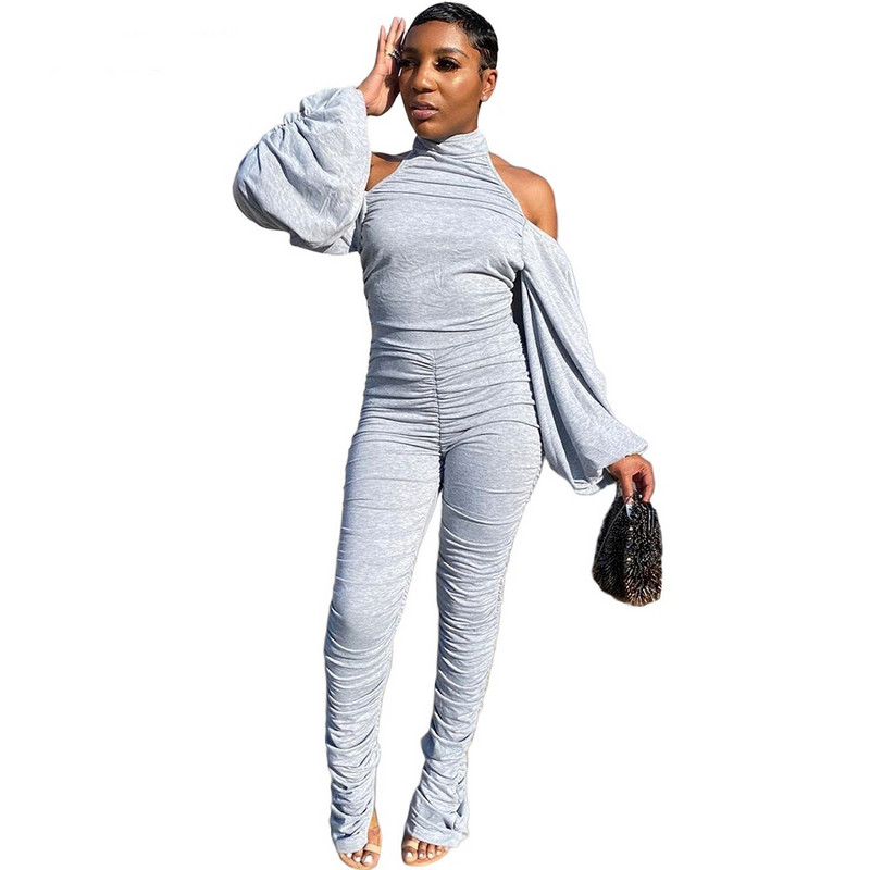 Ulični kombinezon s halterima bez leđa, s naborima, spuštenih ramena, dugih rukava, donjeg dijela kombinezona, široke zvonaste hlače s podijeljenim rukavima