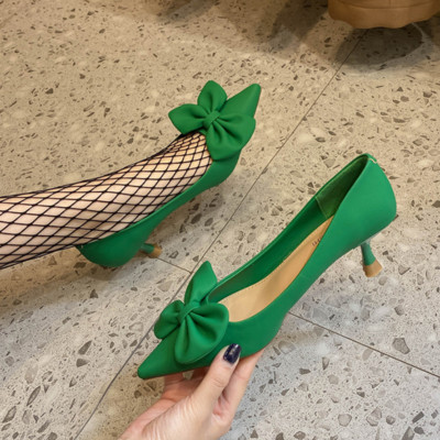 „Rimocy Green Bowknot Pumps“ moteriški „Slip-On“ minkštos „pu“ odos aukštakulniai batai Moteriški seksualūs smailūs pirštai plonakulniai moteriški batai vakarėliui