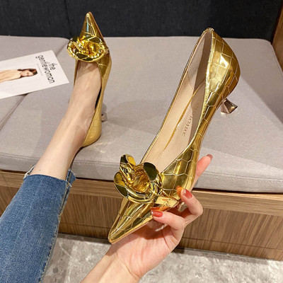 Zlatne pete Set afričkih cipela i torbica za zabavu 2023. Sandale Ženske seksi cipele na štikle Špice na vezanje Zlatne fine Najnovije bordo