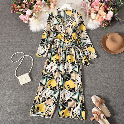 2021 Nou șic salopete cu mânecă lungă pentru femei cu picior lat Salopete elegante cu imprimeuri florale pentru femei, cu centură în V, ținută