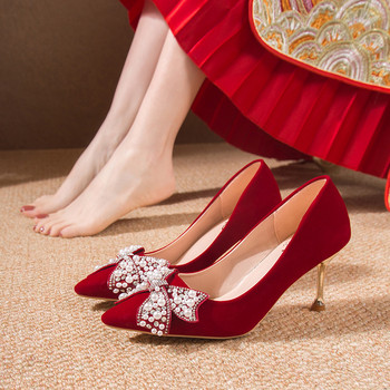 Rimocy σέξι κόκκινα βελούδινα γυναικεία παπούτσια γάμου 2022 Luxury Pearl Bowknot Pumps Woman Stiletto Φόρεμα με ψηλοτάκουνα παπούτσια