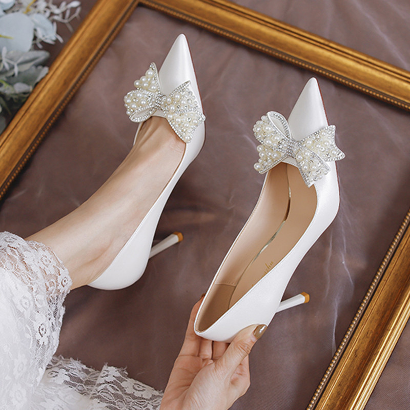 Rimocy luksuzne vjenčane salonke s bisernom mašnom Ženske seksi cipele za zabavu na stiletto pete Ženske svilene salonke sa špicastim vrhovima sa kamenčićima