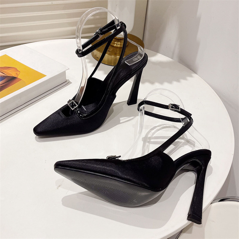 Eilyken 2023 Elegantné dámske sandále s špicatou špičkou a vysokým podpätkom, módne letné sandále s prackou a prackou