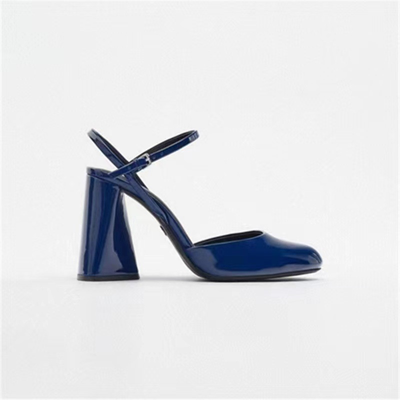 Sandale femei 2023 albastru din piele moale lacuita pantofi de designer pentru femei cu vârf rotund gros, cu toc înalt, spate, sandale goale lucrate manual