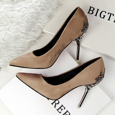 Ženske cipele za proljeće 2023. Cipele sa šiljatim prstima Cipele za svečane cipele Tanke cipele s visokom potpeticom od 10 cm Lađane cipele od matiranog metala Šuplje vjenčanice