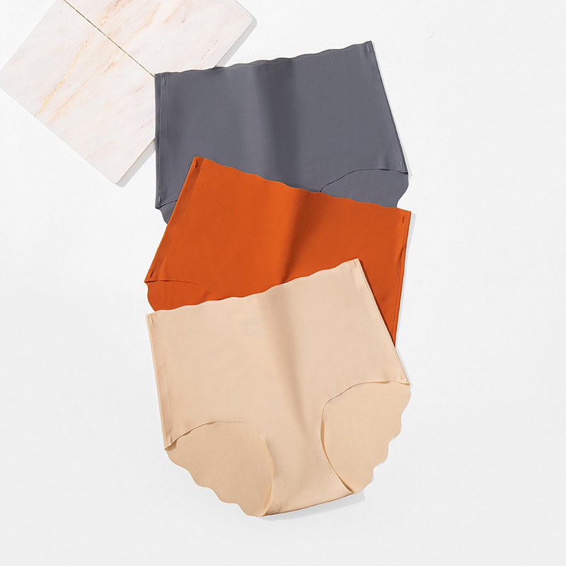 Augstas sieviešu apakšbiksītes Ledus zīda bezšuvju liela izmēra sieviešu apakšveļa viļņotas malas, mīkstas gurnus paceļamas sieviešu biksītes ķermeņa formas veļa