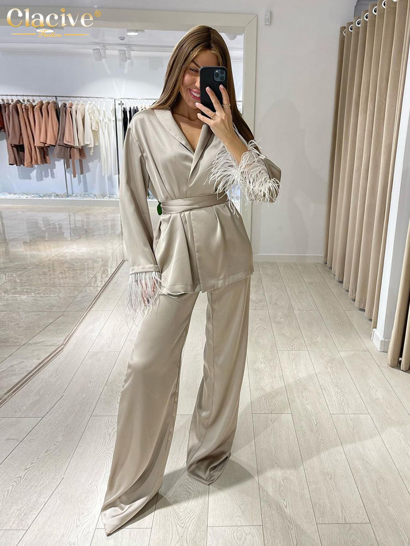 Clacive Causal Loose Home Costum Toamna Fashion Kaki Satin Set Pantaloni Largi Elegante Maneca Lunga Robe cu siret Set Doua Piese Femei