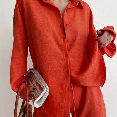 Ocazional ținută pentru femei, cu un singur piept, cu guler răsturnat, cămăși cu mânecă lungă și pantaloni harem cu dantelă elastică.