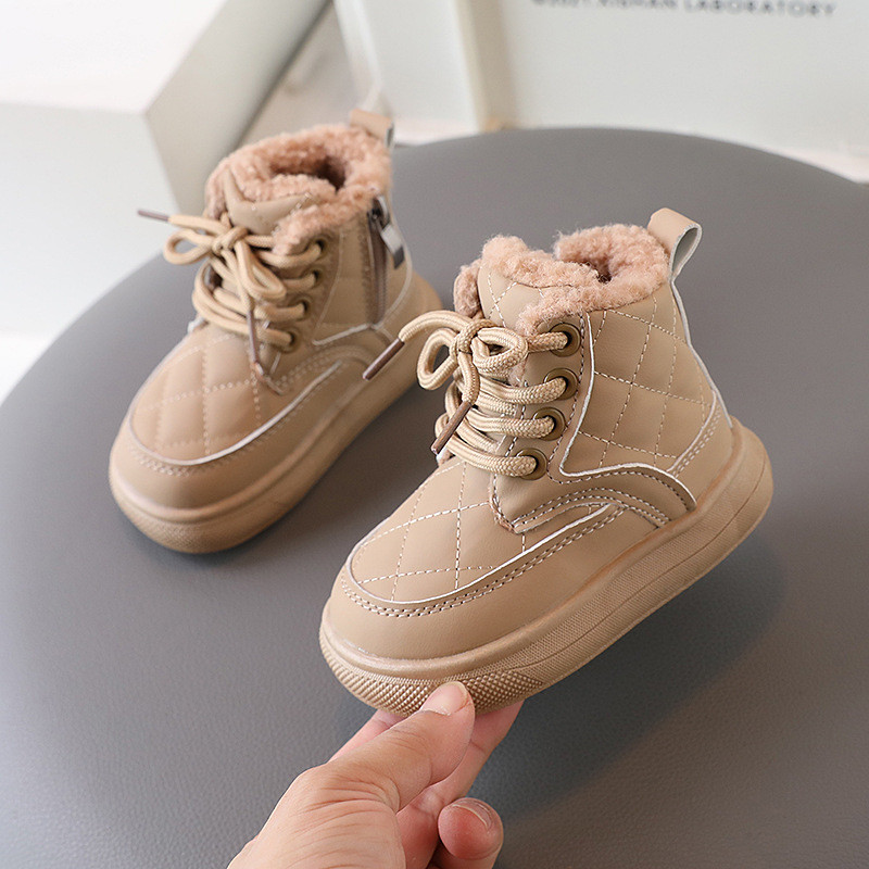 Nové detské snehové čižmy pre chlapcov a dievčatá 2024 Zimné teplé nepremokavé detské bavlnené topánky Tenisky Detské protišmykové členkové snehové čižmy