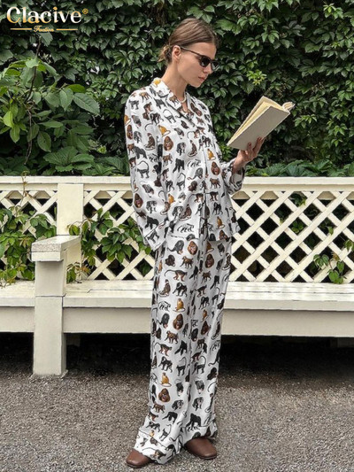 Clacive Ležerna široka kućna odijela s printom Elegantni set širokih hlača visokog struka Modna dvodijelna košulja dugih rukava Ženska odjeća 2023.