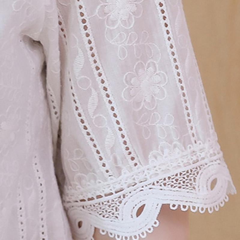 2019 Nový príchod Dámske topy Letná čipkovaná blúzka Dámska kórejská móda s výstrihom do V s krátkym rukávom Femme Veľká veľkosť Blusas Mujer