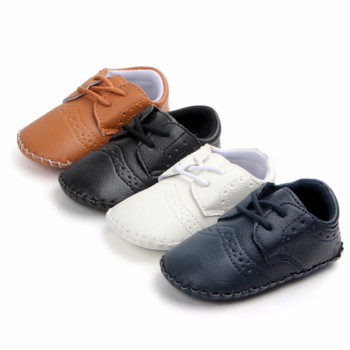 Нови бебешки обувки Ретро кожени обувки за момче и момиче Гумена подметка за малко дете Противоплъзгащи се Първи проходилки Мокасини за новородени Бебешки обувки за креватче