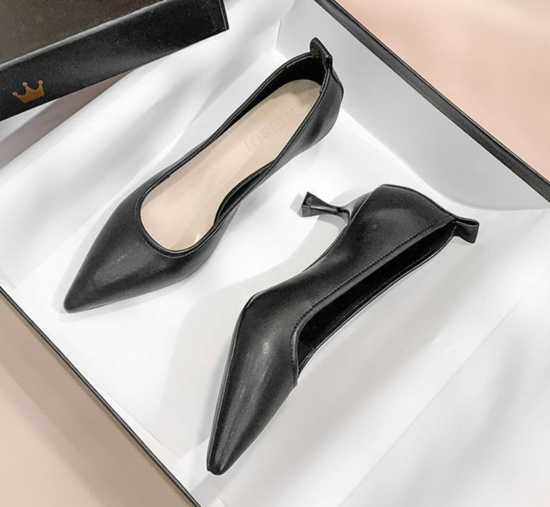 Pantofi pentru femei 2023 Mocasini Varf ascutit Incaltaminte dama vara cu toc mediu Stilito Piele normala Casual Office Primavara