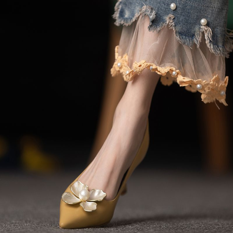 Încălțăminte de vară de damă cu toc Pantofi galbeni pentru femei 2023 pantofii cu toc înalt vârf ascuțit perla de seară cu toc Reducere