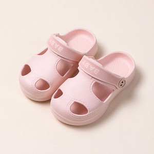 Letné detské topánky s dierkou 2022, pekné protišmykové mäkké podlahové plážové sandále pre chlapcov a dievčatá 1 - 5 rokov