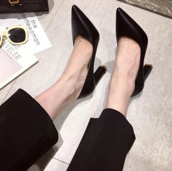 Дамски летни обувки Обувки с остри пръсти за жени 2023 г. Офис Супер висок ток Черни официални квадратни токчета Истински Mark Beau Today