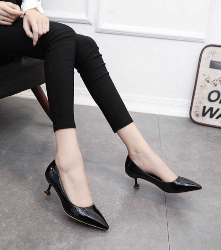 Dámske letné topánky, svadobné topánky pre nevestu, topánky pre ženy 2023, štýlové topánky so stredným podpätkom, špicatá špička, kancelárske strieborné, zľava A 39