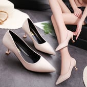 Cipele za žene 2023. Formalna normalna kožna ležerna ženska ljetna obuća sa srednjom potpeticom Crvena Stilito špicast vrh za mlade A Y2k