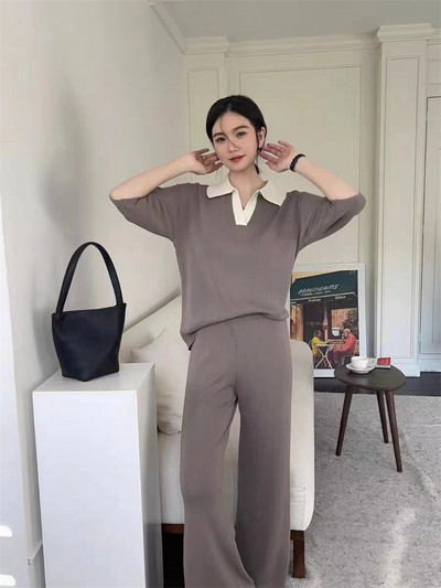 Moda coreeană Polo-gât Culoare Hit Pulover cu mânecă scurtă Top + pantaloni lați tricotați Seturi 2 piese Seturi de pantaloni subțiri de vară pentru femei