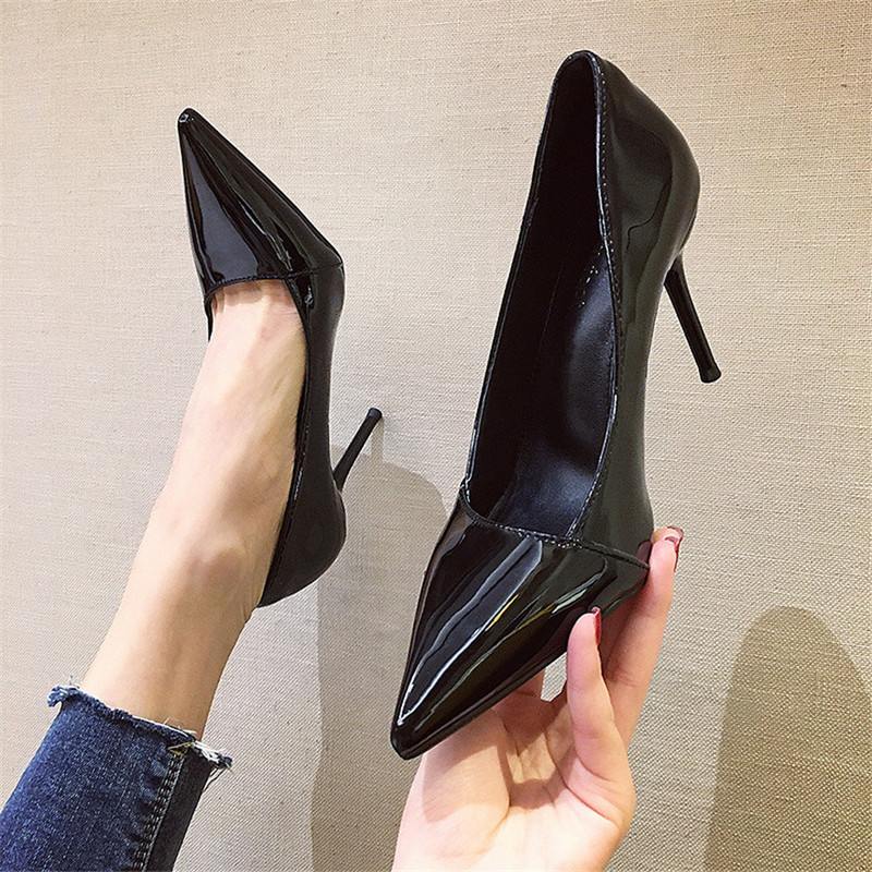 Jesen 2023. Jezgrovite lakirane kožne crvene ženske cipele za vjenčanje sa šiljatim prstima na visoke potpetice 9 cm, ženske seksi cipele za zabavu, plitke