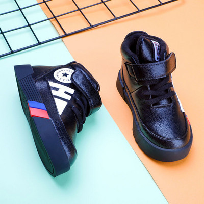 Pamučne cipele za dječake 2023. Jesen i zima plus baršunasta dječja sportska obuća Trend ravne neklizajuće dječje čizme za snijeg