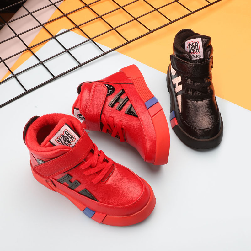 Pamučne cipele za dječake 2023. Jesen i zima plus baršunasta dječja sportska obuća Trend ravne neklizajuće dječje čizme za snijeg