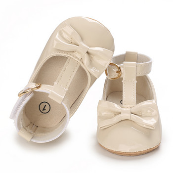 2022 Модни PU кожени обувки за бебешки принцеси Обувки за новородени момичета Мокасини Обувки с гумена подметка Prewalker Нехлъзгащи се летни първи проходилки