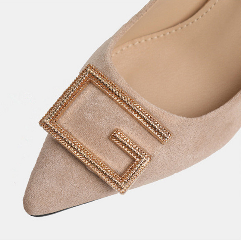 Módne dámske lodičky s kovovou prackou v tvare G, jeseň 2023, nové čierne, pevné, s flock špicatou špičkou, vysoké podpätky, 6 cm, dámske kancelárske topánky, šaty