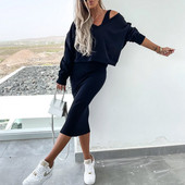 Dámske jednofarebné ležérne šaty s výstrihom do V a mikinou s kapucňou + pletená slim fit sukňa bez rukávov