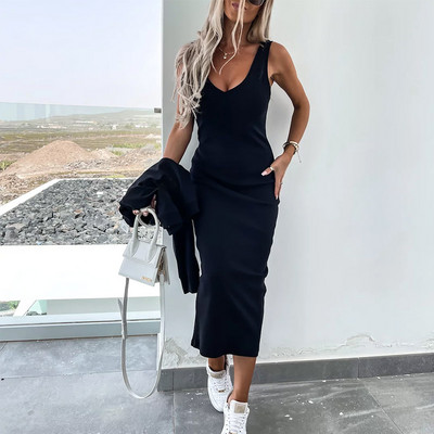 Dámske jednofarebné ležérne šaty s výstrihom do V a mikinou s kapucňou + pletená slim fit sukňa bez rukávov