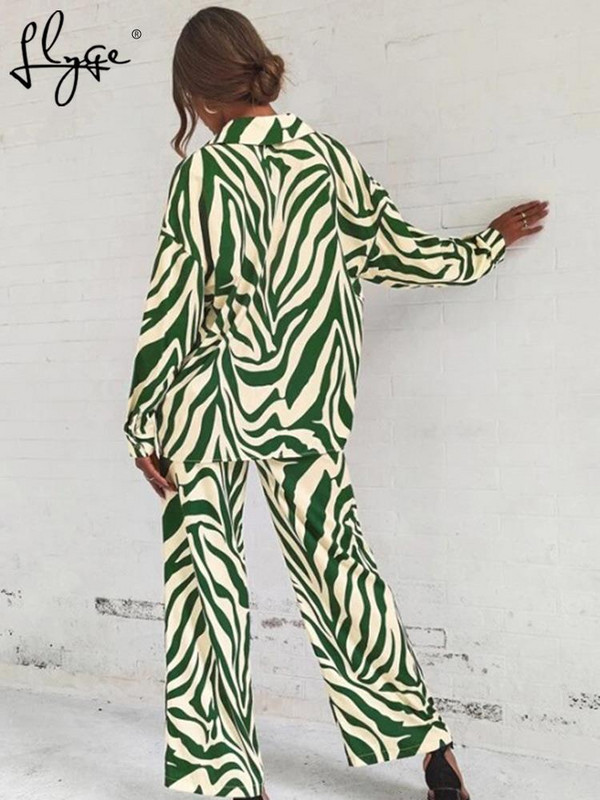 Dvodijelni set ženskih hlača na široke pruge Elegantni gornji dio dugih rukava i elastično odijelo s hlačama visokog struka Proljetna odijela s hlačama