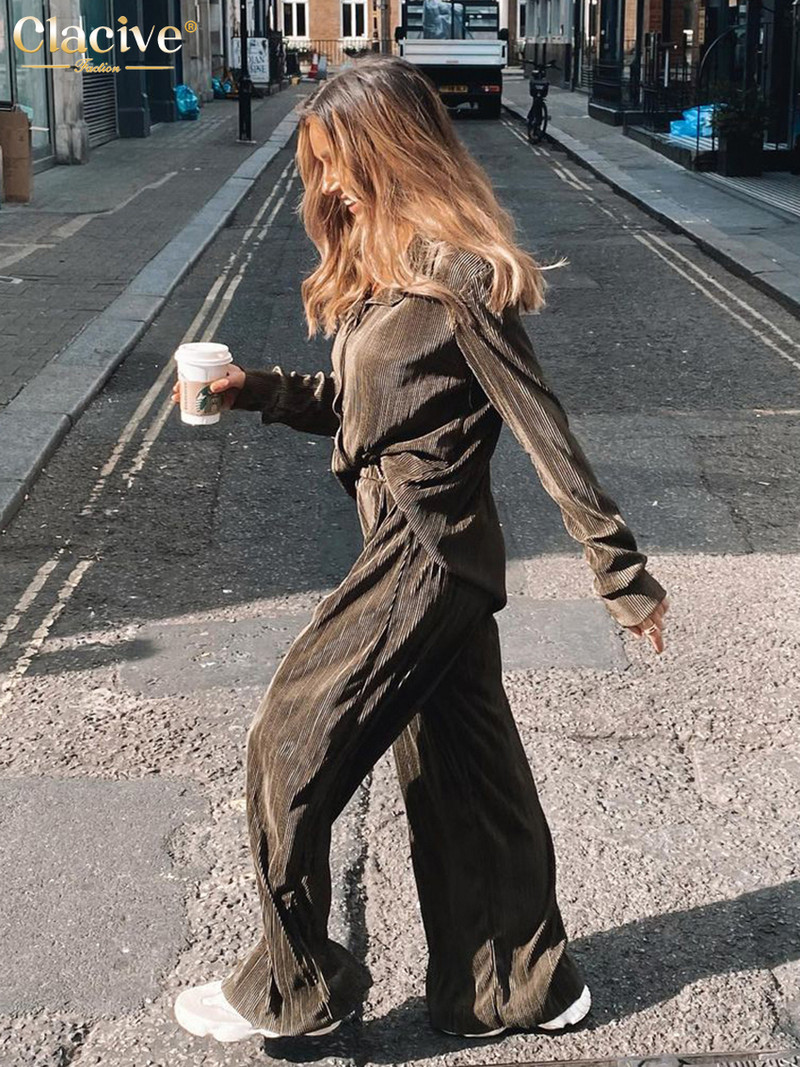 Clacive ležérne voľné košele nohavice súprava žena 2 kusy elegantné hnedé nohavicové kostýmy s vysokým pásom módne skladané domáce široké nohavicové kostýmy