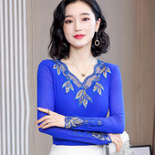 2020 Νέα γυναικεία φθινοπωρινή σέξι λαιμόκοψη με κούφιο λουλουδάτο πλέγμα δικτυωτό πουκάμισο με δαντέλα Μπλούζα με κάτω ζιβάγκο A340