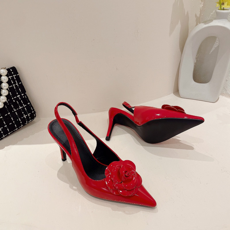 Dámske sandále s prackou z lakovanej kože, špicaté, na vysokých podpätkoch, jednofarebné, s remienkom vzadu, elegantné spoločenské topánky, párty lodičky