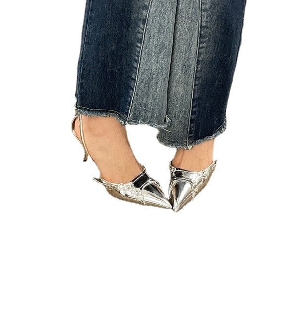 Hõbedane neet, terava varbaga Seksikas Pandlaga Sandaalid Naise Lakknahast Kattega varvassandaalid Naiste Slingback Kingad Kleit 2023 Disain Uus