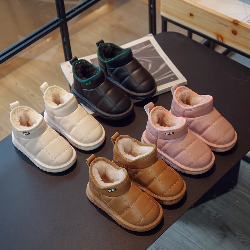 Téli lányok havas csizmák lányok 2023 új gyermek pamut cipők egyszínű fiúk rövid csizmák meleg pamut gyerekcipők tavasz ősz
